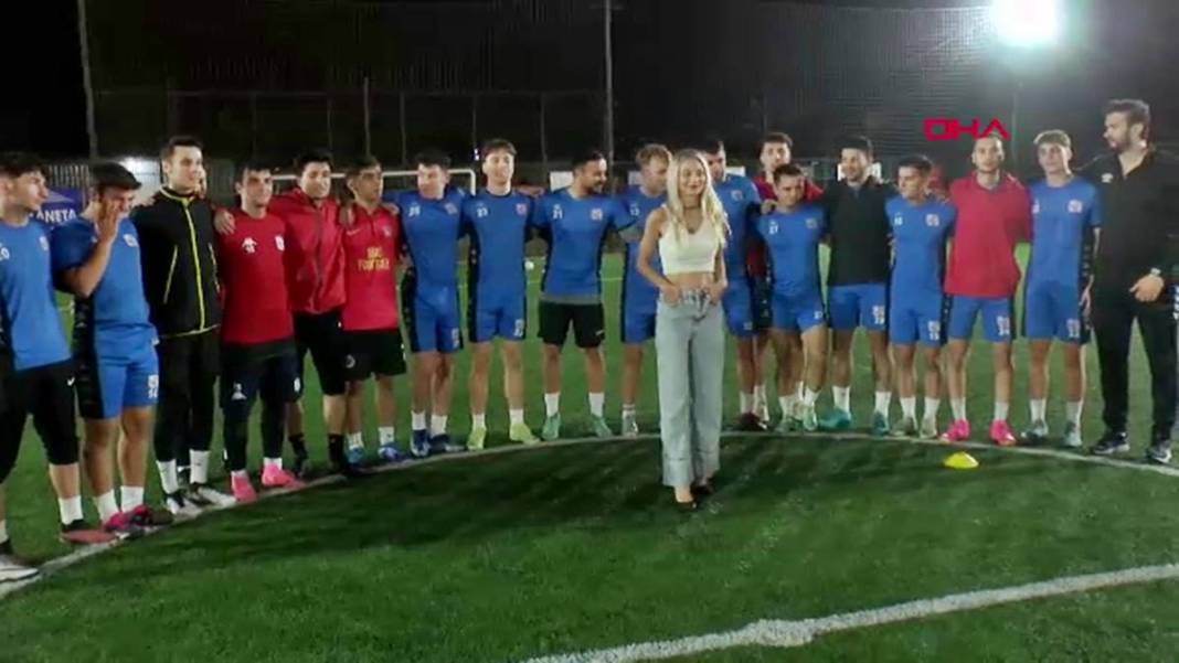 Futbol oynarken güzellik kraliçesi seçildi, şimdi de kulüp başkanı oldu! Hem oynuyor, hem yönetiyor 21